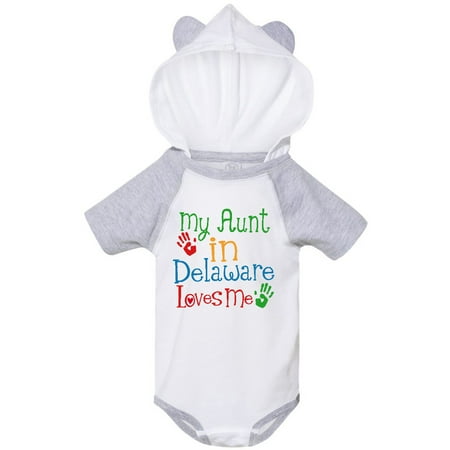 

Inktastic Aunt in Delaware Loves Me Gift Baby Boy or Baby Girl Bodysuit
