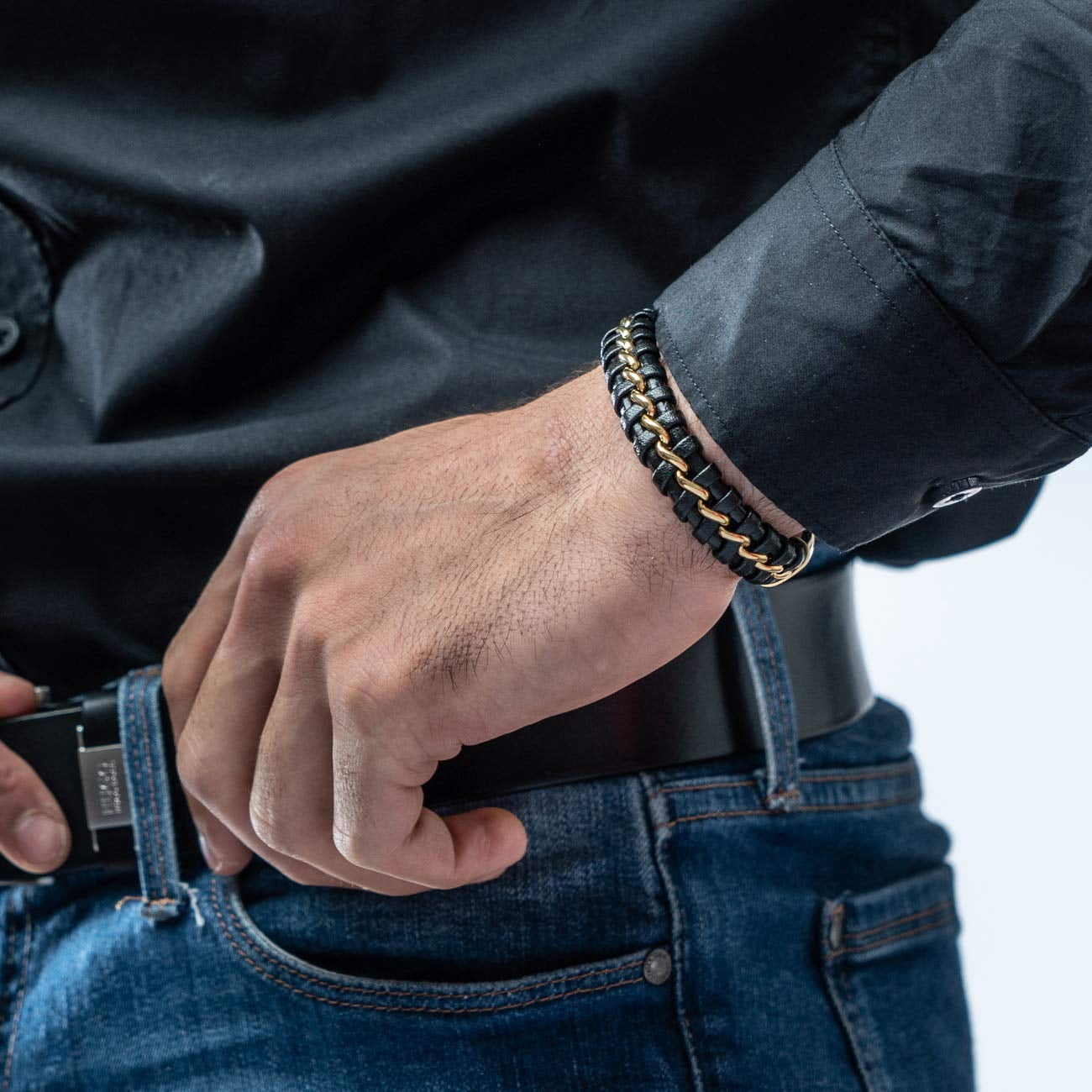 SERASAR Leather Bracelet for Man "Joy" with stainless steel magnetic closure, Gold 20cm, including gift box