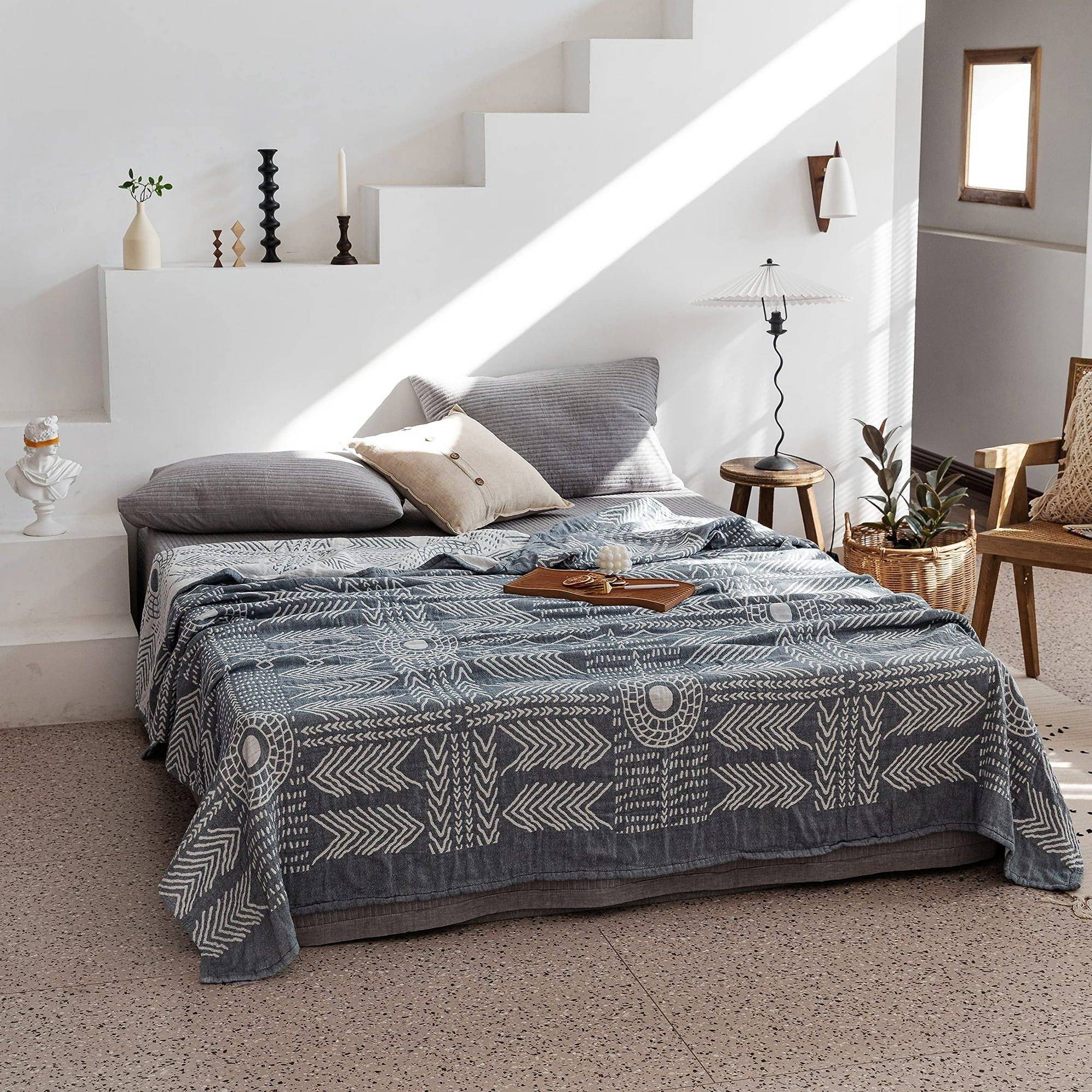 Lightweight blanket for bed sale