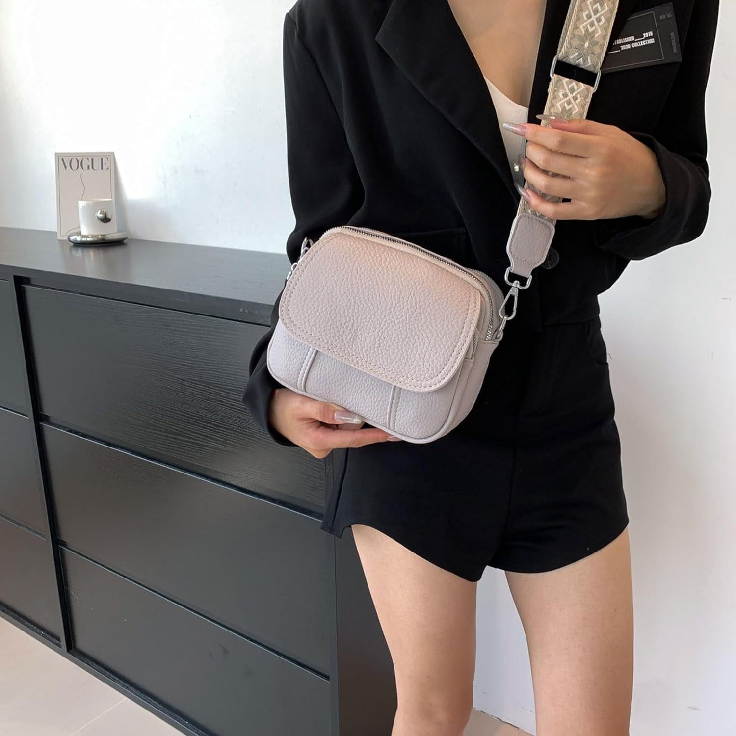 Crossbody Bags for Women,Small Crossbody Purse with Adjustable Shoulder Strap,Vegan Leather Small Handbags for Women