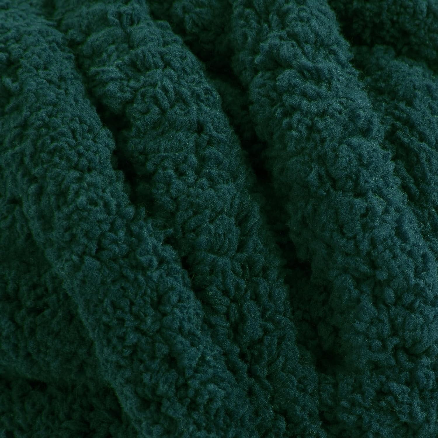 8 Pack Chunky Chenille Yarn - Super Soft Bulky Knitting Yarn for Blankets Scarf DIY, 8oz/27yds per Skein, Fluffy Plush Yarn for Crochet & Hand Knitting