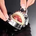 thumbnail image 3 of Molde de bolas de masa hervida de acero inoxidable, cortador de prensador de masa Afortunado Sencillez, 3 of 5