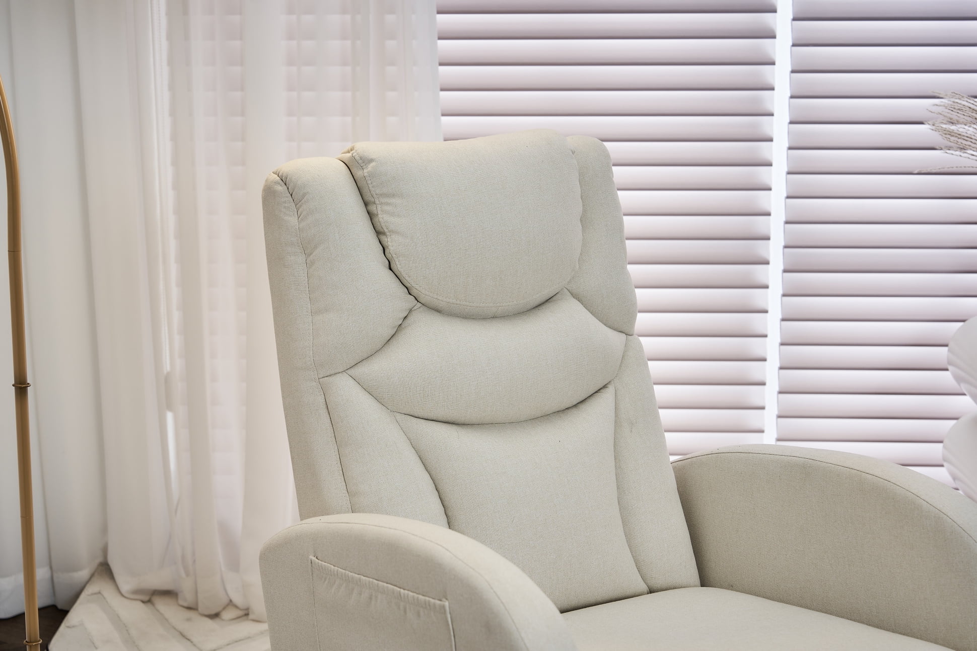 Rocking Chair Nursery, Nursery Rocking Chairs with Adjustable Footrest & Side Pocket, Comfy Rocking Chairs in Teddy Fabric, Reading Arm Glider Chair for Bedroom, Living Room, Office, Beige