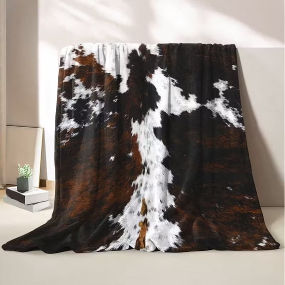 Cowhide Pattern Print Flannel Throw Blanket