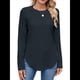 thumbnail image 2 of Camiseta Informal de Larga para Mujer, con Cuello Redondo, Dobladillo Curvo y Botones en la Espalda, Estilo Moderno y Holgado. Negro M, 2 of 9