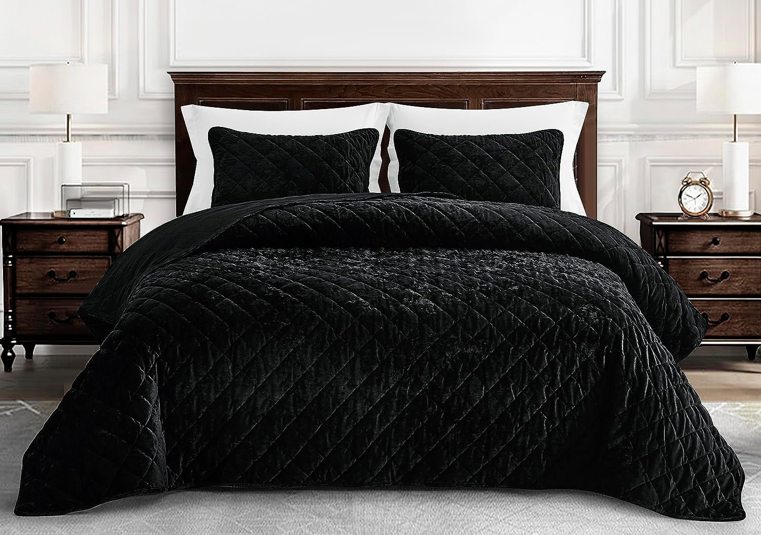 Chezmoi Collection Lux Black Velvet Quilt Queen Set, 3-Piece Lush Plush Distressed Velvet Bedding All Season Lightweight Bedspread Brushed Microfiber Reverse with Diamond Stitch Quilting