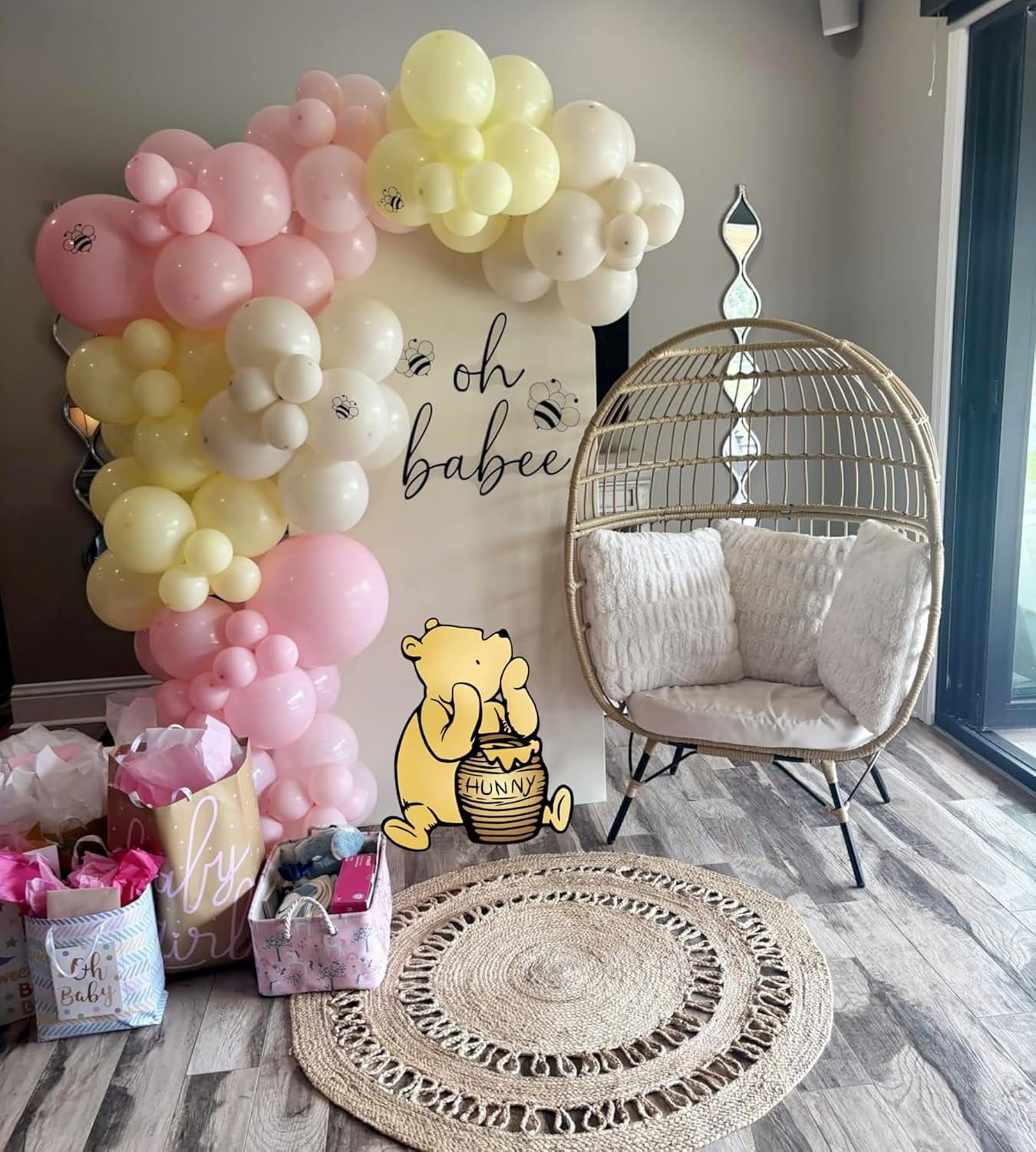 Classic Winnie Cutouts and Pink Balloons Arch Kit Set For Girl Pastel Balloons for Pooh Baby Shower Decorations Birthday Party Supplies