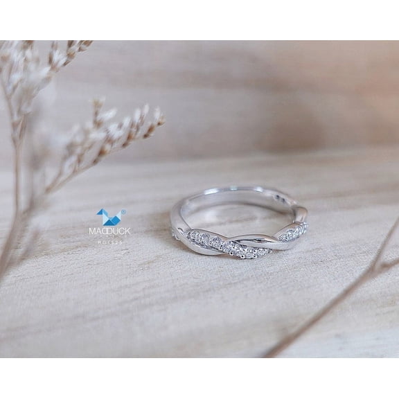 Cubic Zirconia / Sterling Silver 925 Ring / Rhodium plated Nickel-Free / MadDuckJewels RG1525 / Thailand Jewelry