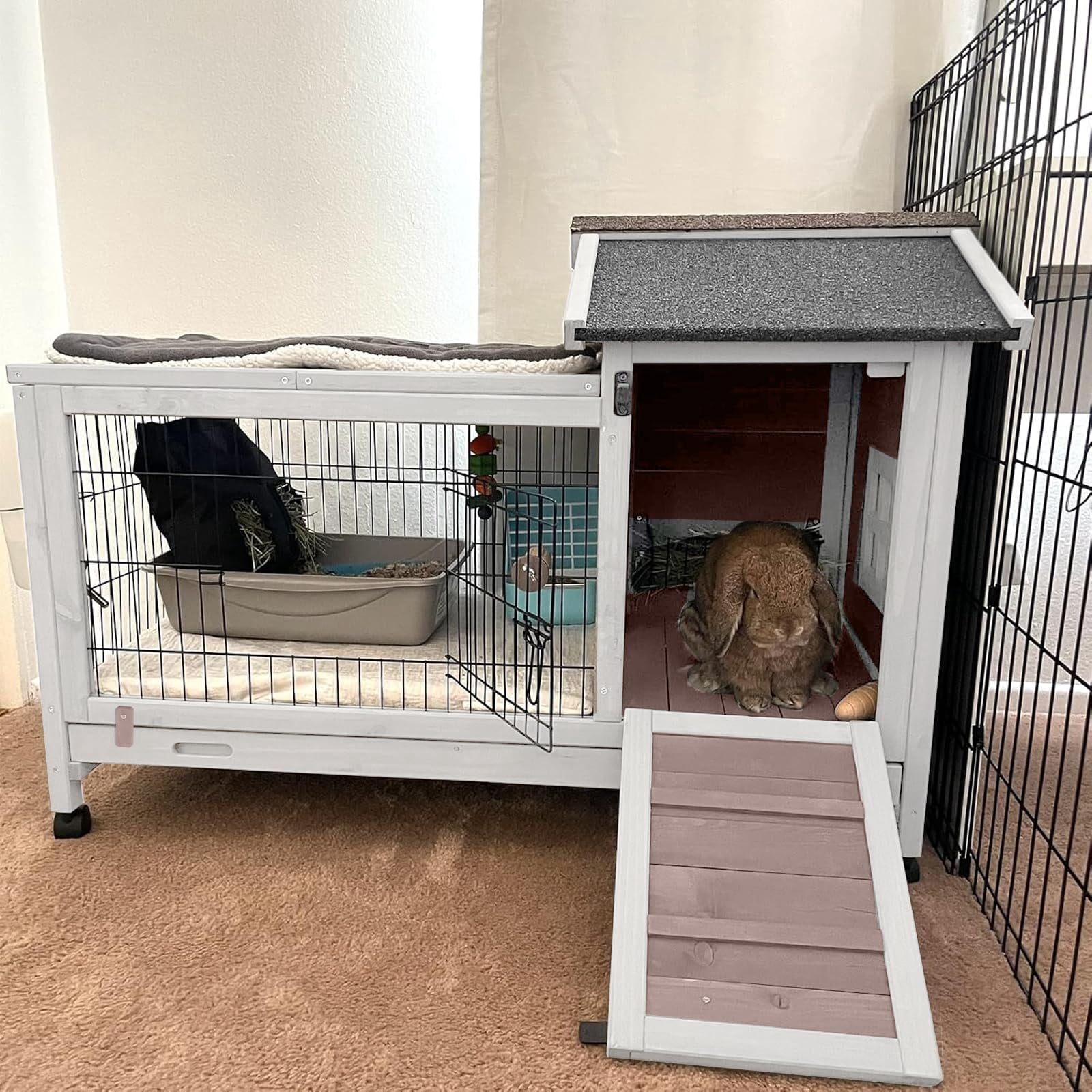 Aivituvin Rabbit Hutch with Wheels for Indoor Outdoor, Wooden Rabbit Cage with Removable Wire Netting & Leak Proof Tray, Mobile Bunny Cage, Brown