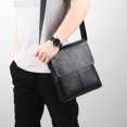 thumbnail image 2 of Bandolera de piel impermeable para hombre, color negro, 2 of 2