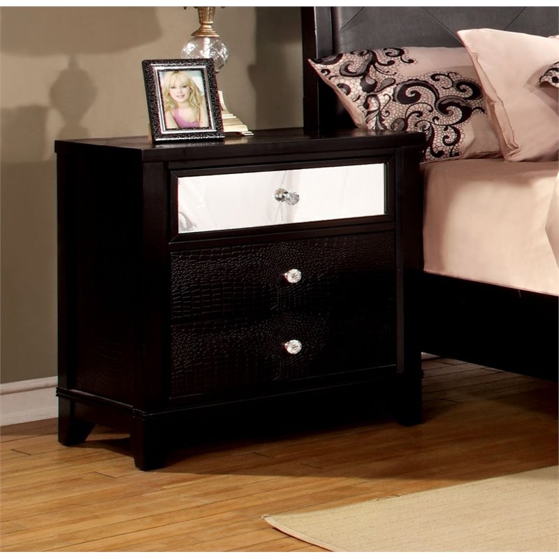 Furniture of America Lillianne 3 Drawer Nightstand in ...
