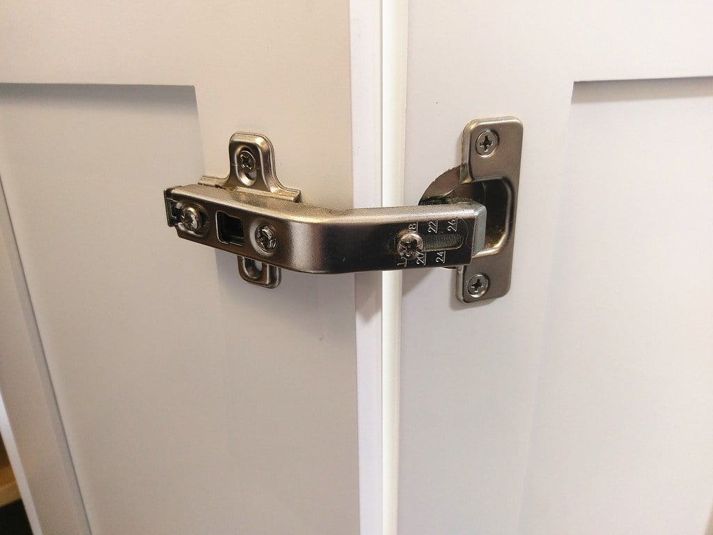 Elysian 1 Piece Lazy Susan Hinge Face Frame Plate for Floded Door Kitchen Cabinet Corner Door Hinges Metal Replacement 135 Degree open