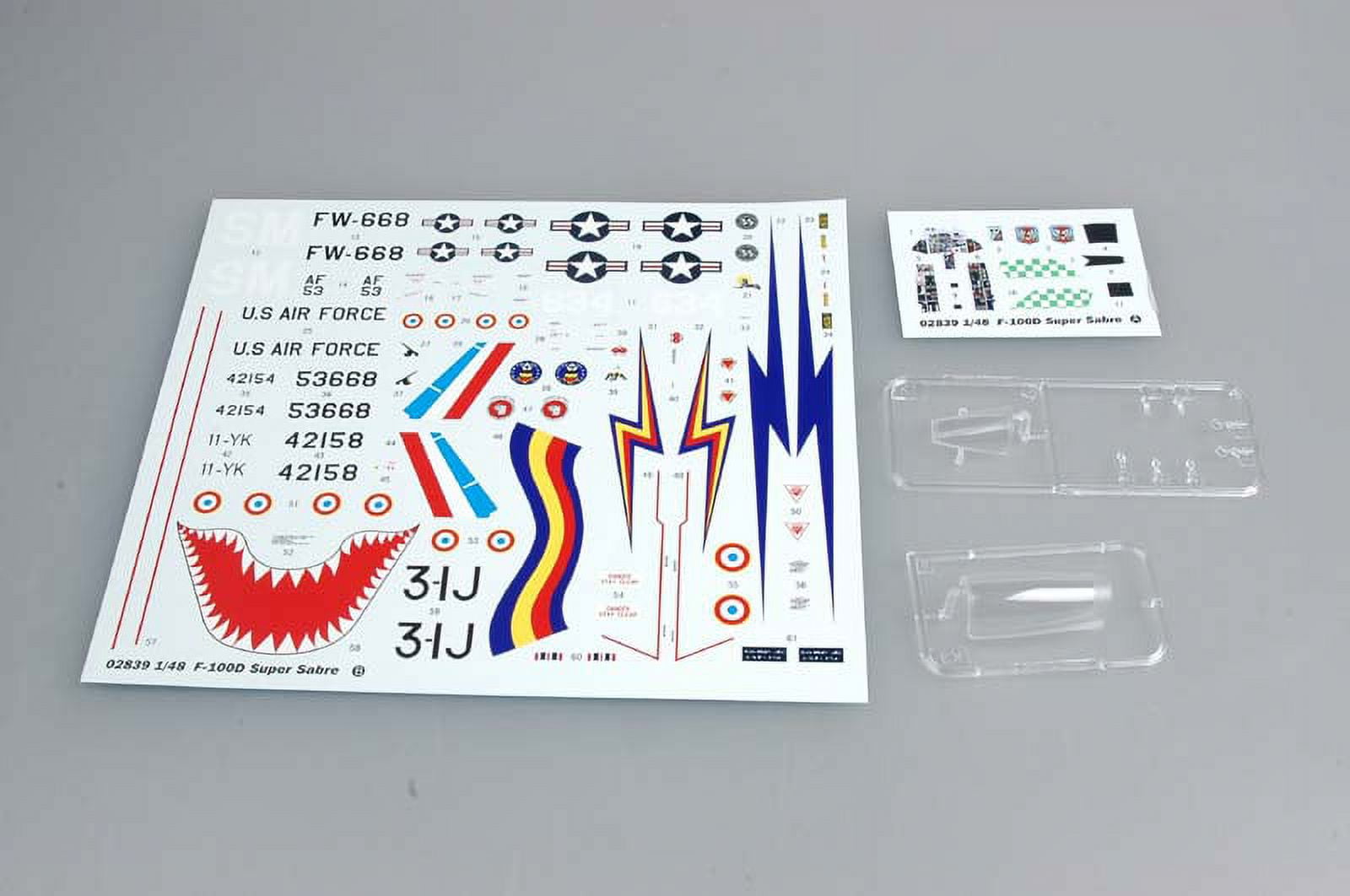 Trumpeter Models F-100D Super Sabre New