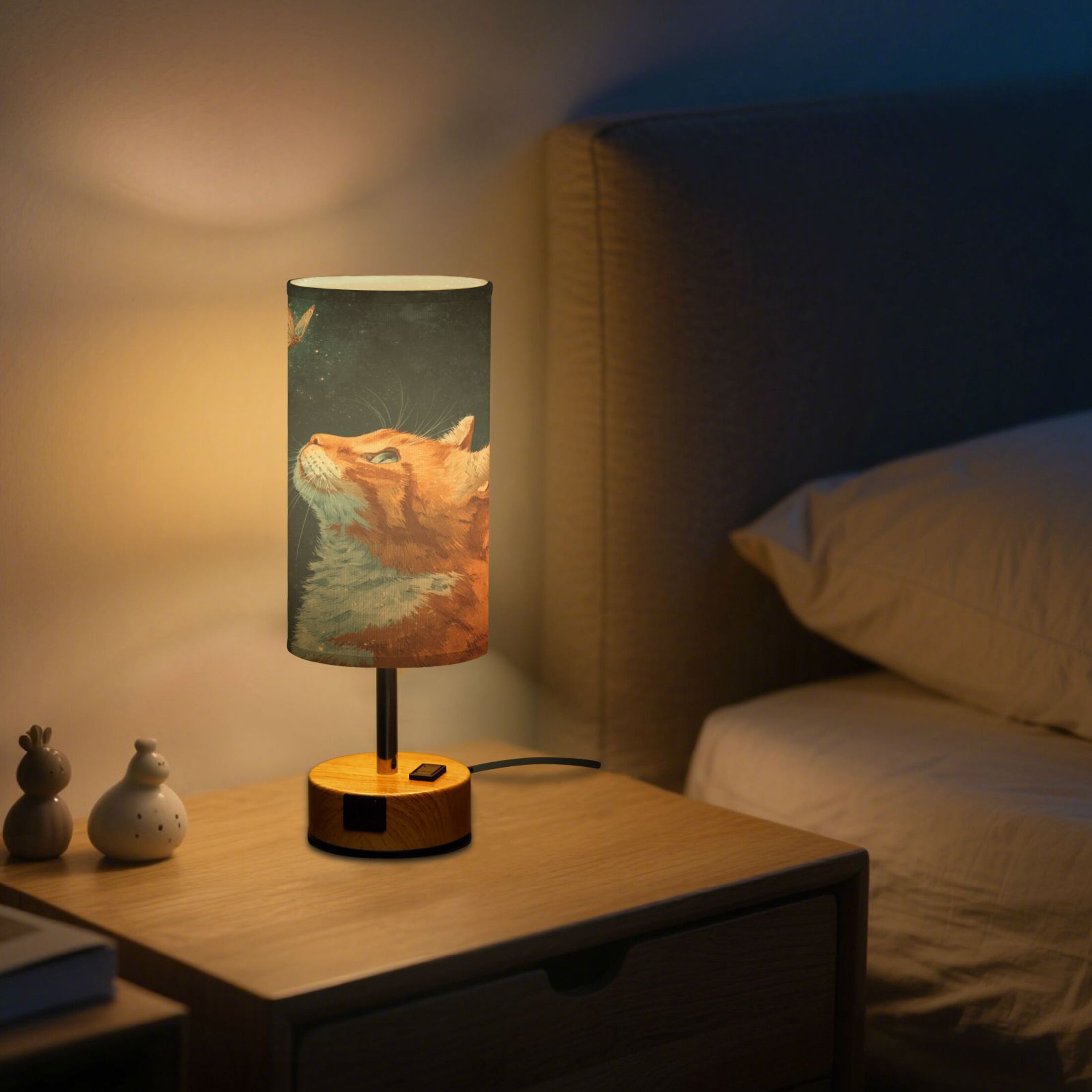 Touch-Control 3-Color Desk Lamp with Plug – Energy-Saving LED + 3 Simultaneous Charging Ports Realistic Cute Orange Cat