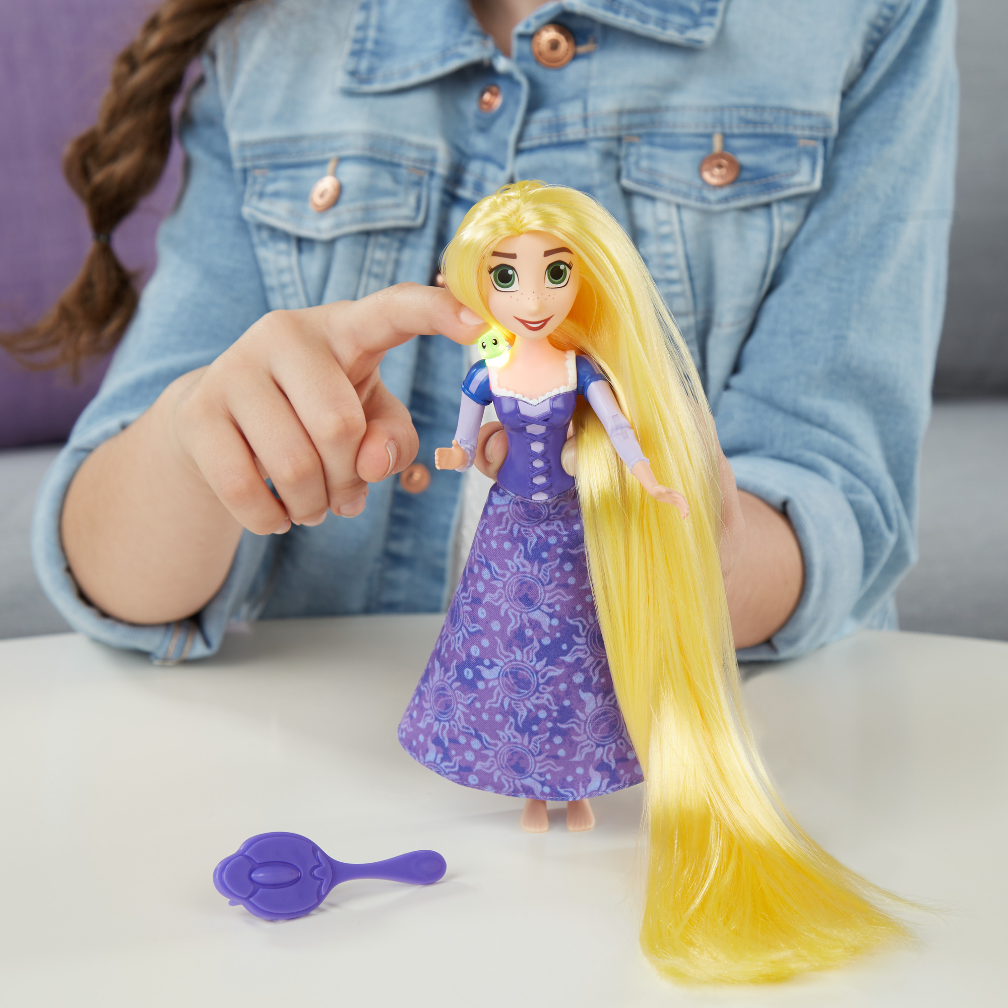 Disney Tangled the Series Musical Lights Rapunzel, ages 3 & up - image 4 of 9