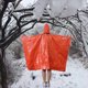 thumbnail image 5 of Poncho de lluvia de emergencia [1 paquete] [Retiene el 90% del calor corporal] Impermeable reutilizable resistente a la intemperie para hombres, mujeres, adultos, camping, senderismo (naranja), 5 of 5