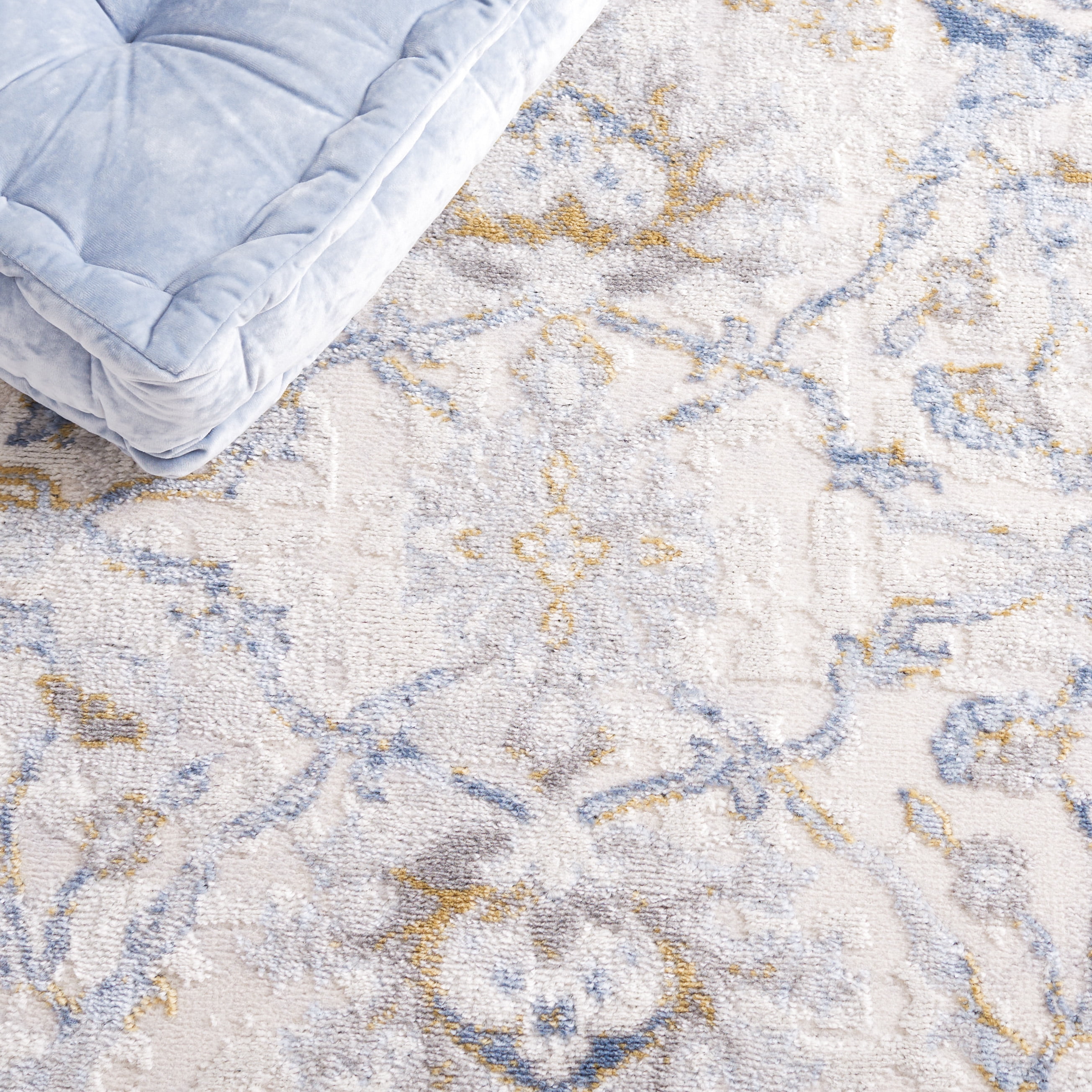 SAFAVIEH Palma Isidora Oriental Runner Rug, Beige/Light Blue, 2' x 6'