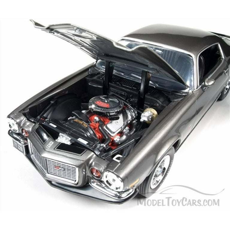 1970 Chevy Camaro Z28, Gray - Auto World ERTL - 1/18 scale 1970 Chevy Camaro Z28, Gray - Auto World ERTL - 1/18 scale