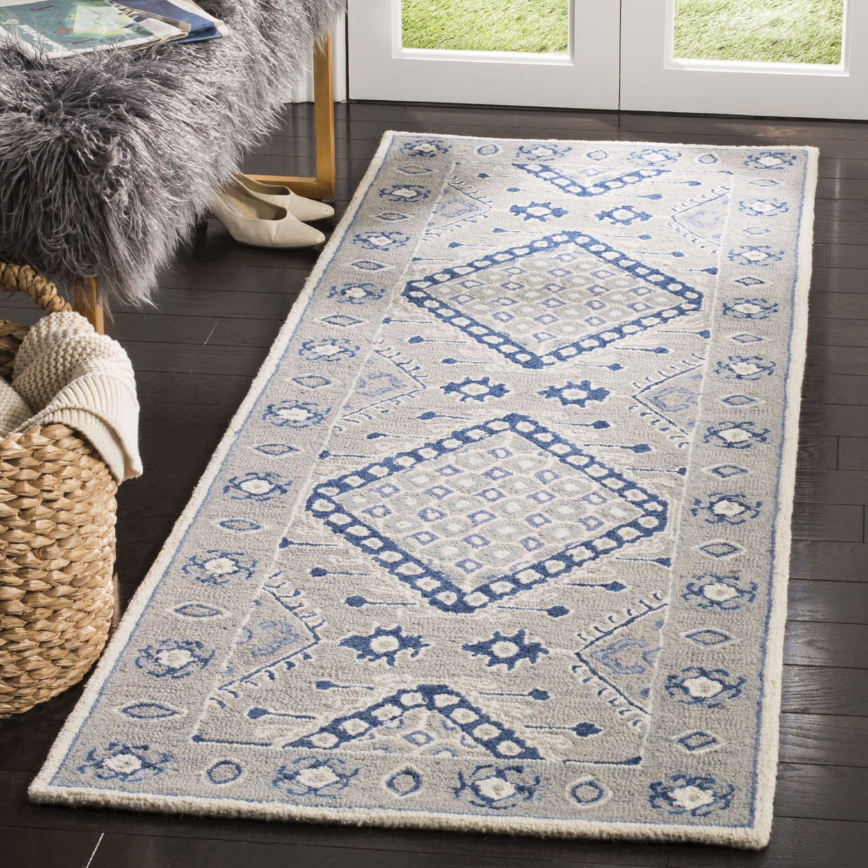 SAFAVIEH Micro-Loop Jolene Geometric Wool Area Rug, Light Grey/Blue, 8' x 10'
