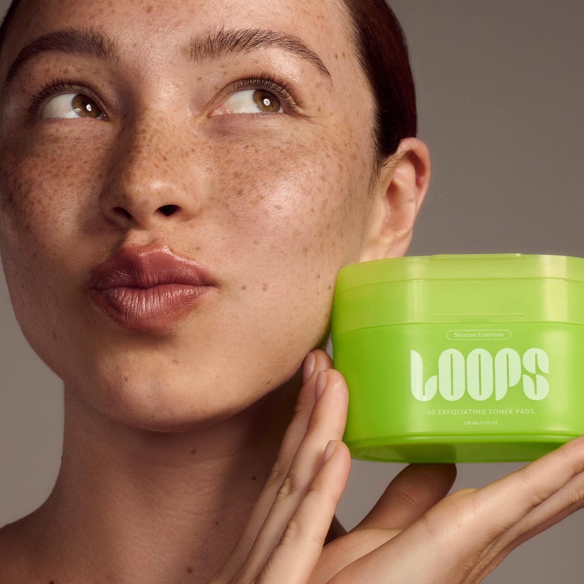 LOOPS Skincare Essentials Exfoliating Toner Pads