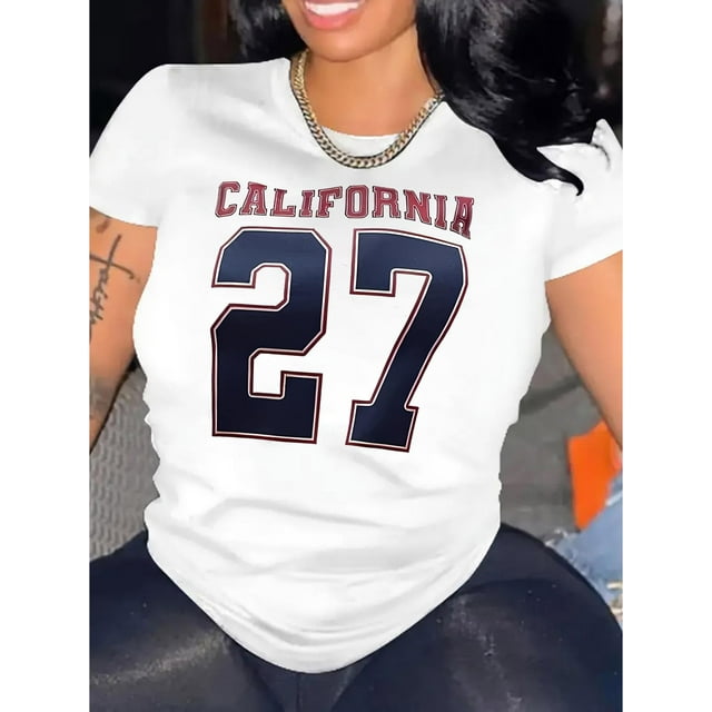 Camiseta De Mujer Activewear Tops Simples De Verano Para Viajes De MochileroWomen's California 27 Graphic Tee - Casual Crew Neck Short Sleeve T-Shirt, Stretchy Polyester Blend, White with Navy Blue