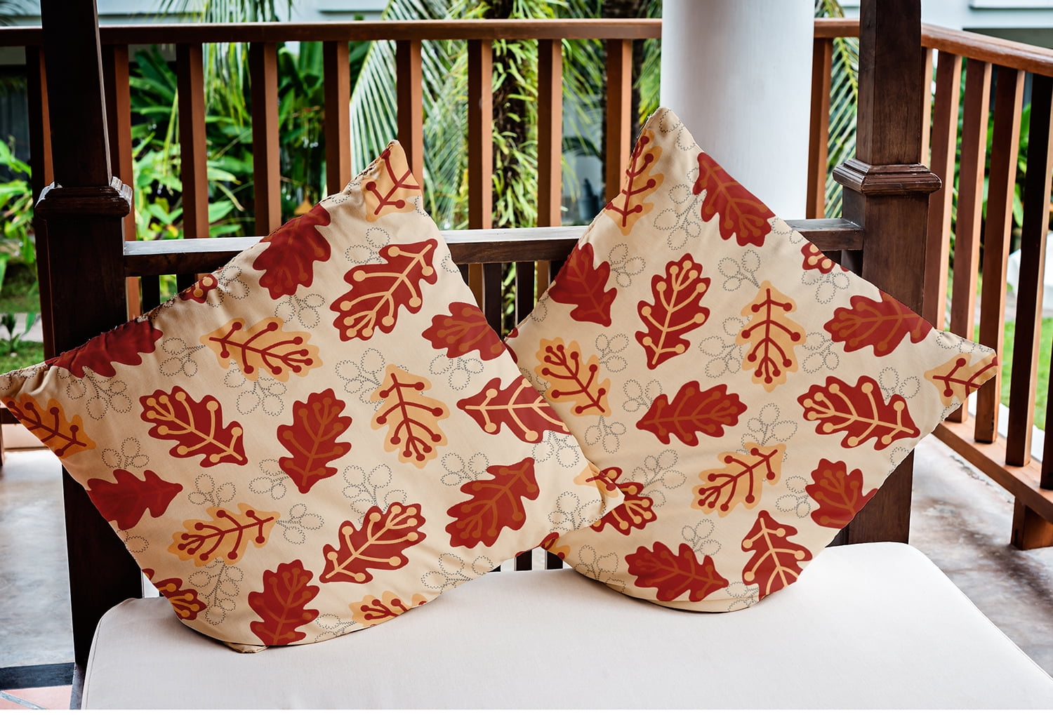 Simply Daisy 18" x 18" Retro Leaves Indoor/Outdoor Polyester Throw Pillow, Maple Red