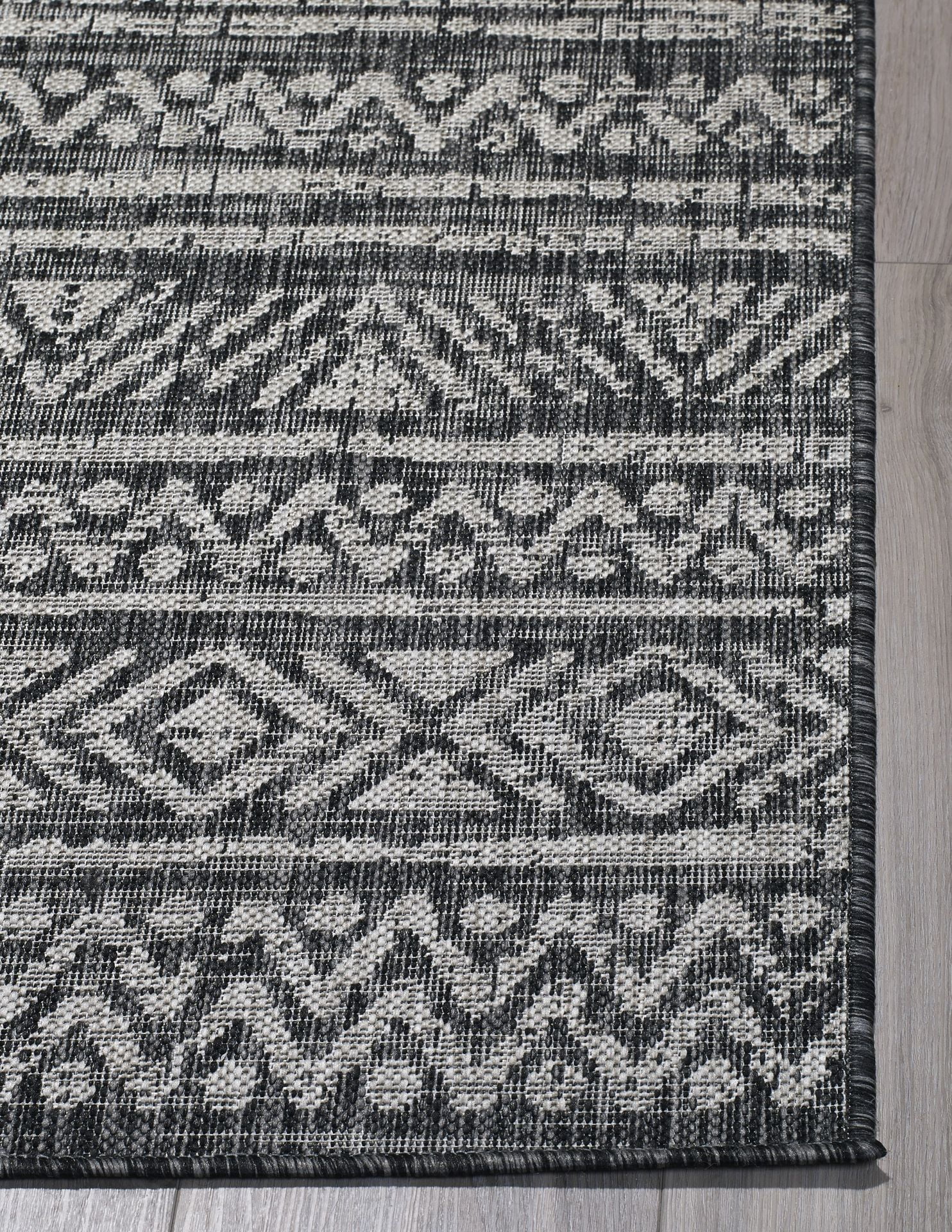 FH Home Flat Woven Outdoor Rug - Waterproof, Easy to Clean, Stain resistant - Premium Polypropylene Yarn - Striped Boho -Patio,Deck,Porch,Balcony, Laundry Room - Amman - Charcoal - 6' x 9'