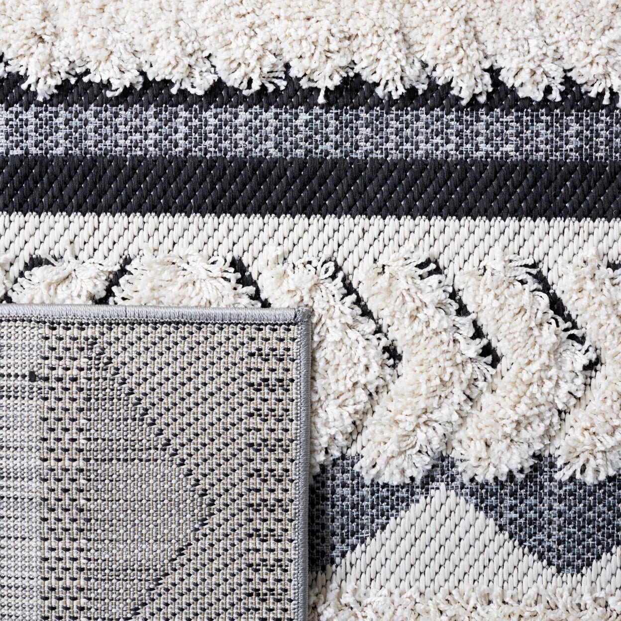 SAFAVIEH Cottage Fitzroy Geometric Indoor/Outdoor Area Rug, Ivory/Black, 9' x 12'