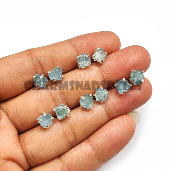 Raw Aquamarine Earrings, Gemstone Earrings, March Birthstone Jewelry, Blue Earring, Silver Stud Earring, Prong Stud Earring, Crystal Jewelry
