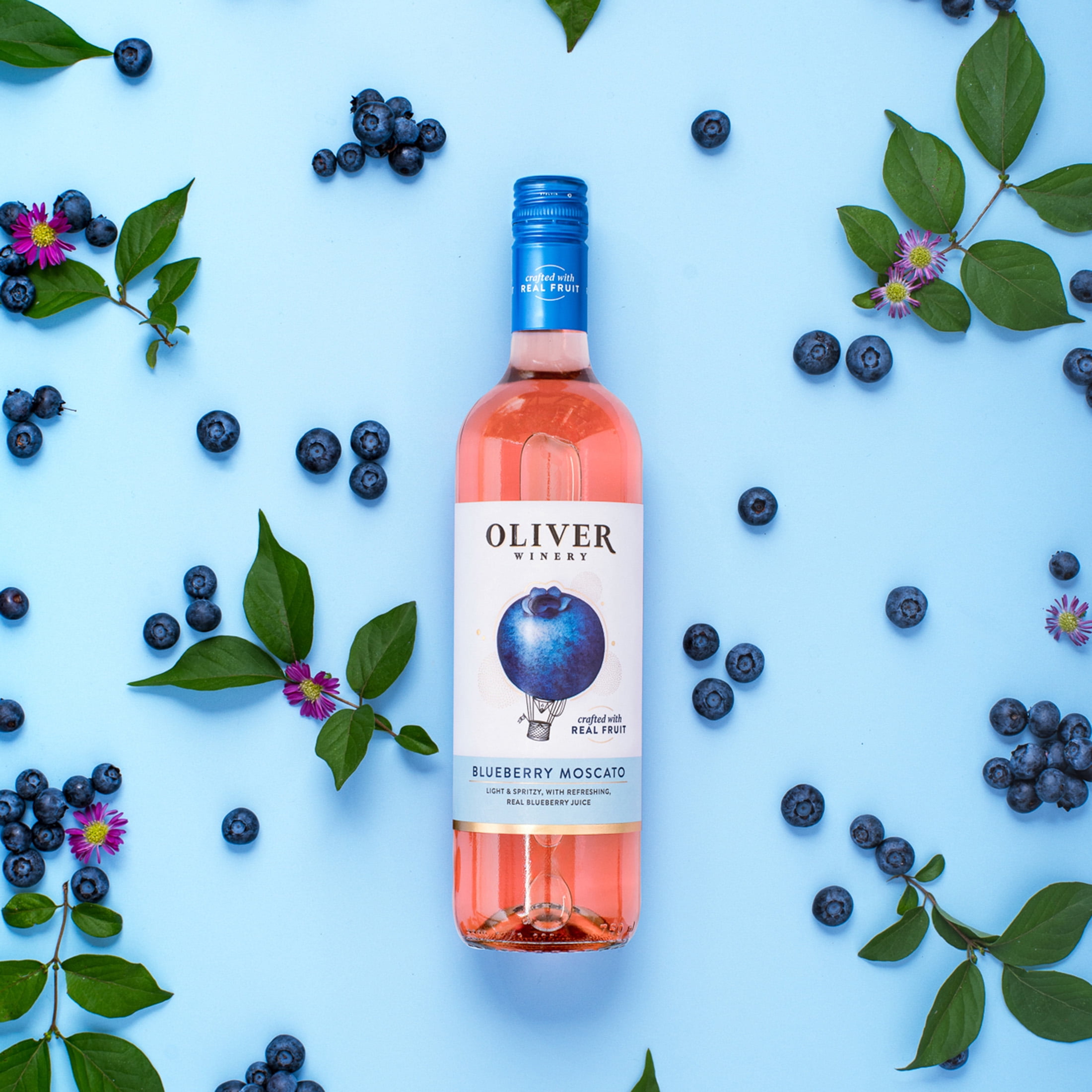 Oliver Blueberry Moscato, Indiana, 6.8% ABV, Glass Bottle