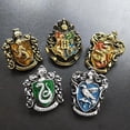 thumbnail image 1 of Harry Potter - Hogwarts Casas Pin Logo de cuatro escuelas de magia, 1 of 3