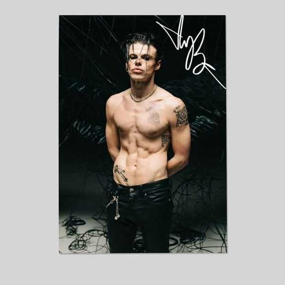 Music Poster - Yungblud Singer 2025 Poster - Vintage Style - Size 24x36 - Kiloa