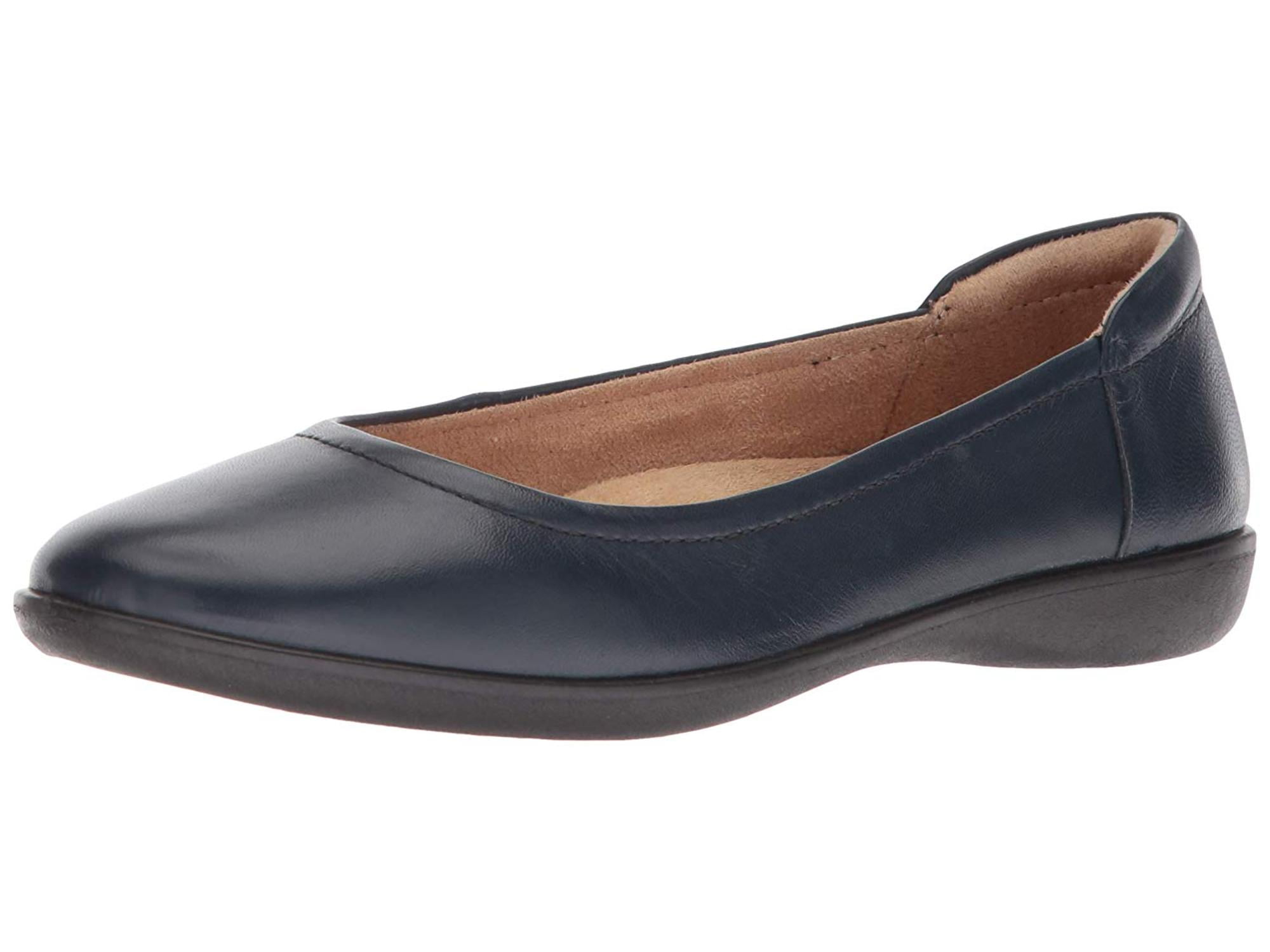 naturalizer flexy flats navy