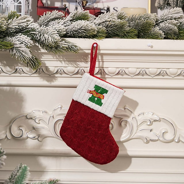 Vaidha Décorations de Noël Chaussettes de Noël Rouges Tricotées Alphabet Brodé Chaussettes Cadeau Colorées 26 Lettres