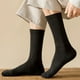 thumbnail image 3 of Fiudx Calcetines Térmicos Extra Anchos Sin Costuras, Acolchados y Cómodos para El Invierno, de Algodón Suave y Transpirable, para Uso Diario, Unisex, Lavables a Máquina., 3 of 6