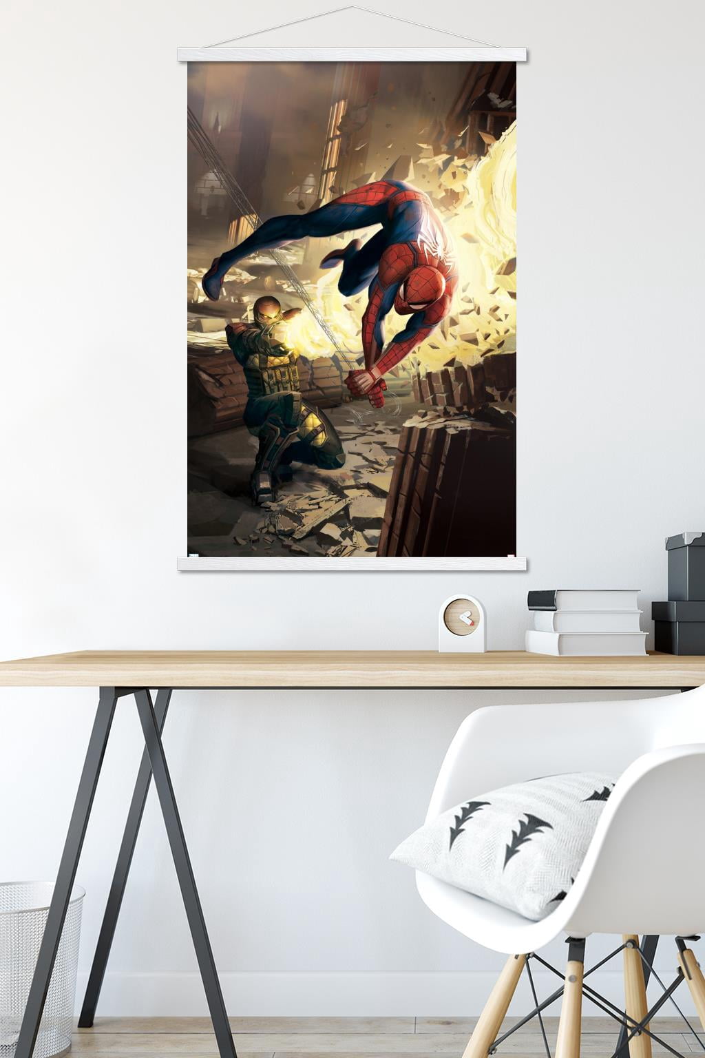 Marvel Comics - Shocker - Amazing Spider-Man #5 Wall Poster with Wooden Magnetic Frame, 22.375" x 34"