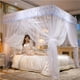 thumbnail image 5 of Diseño elegante: este mosquitero estilo Court de tres puertas, con exquisitos bordados y volantes, transforma su dormitorio en un refugio romántico., 5 of 6