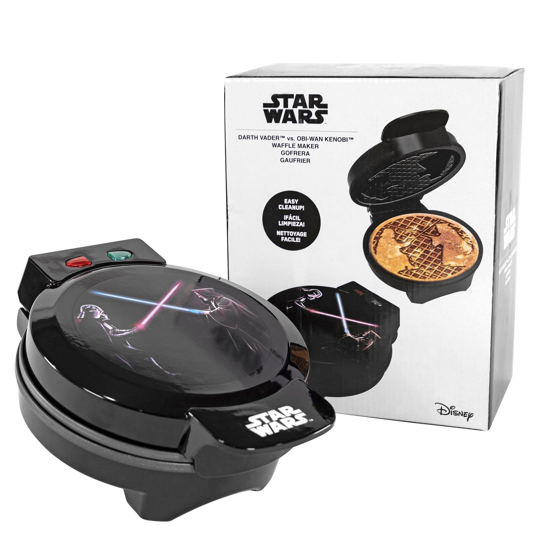 Uncanny Brands Star Wars ObiWan Kenobi vs. Darth Vader Waffle Maker
