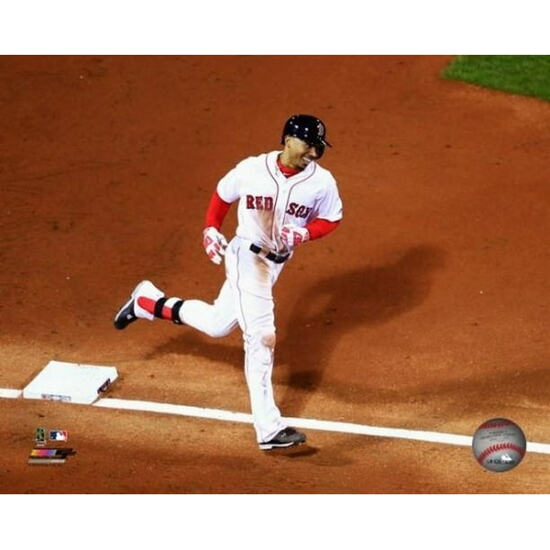 Mookie Betts 2016 Action Photo Print