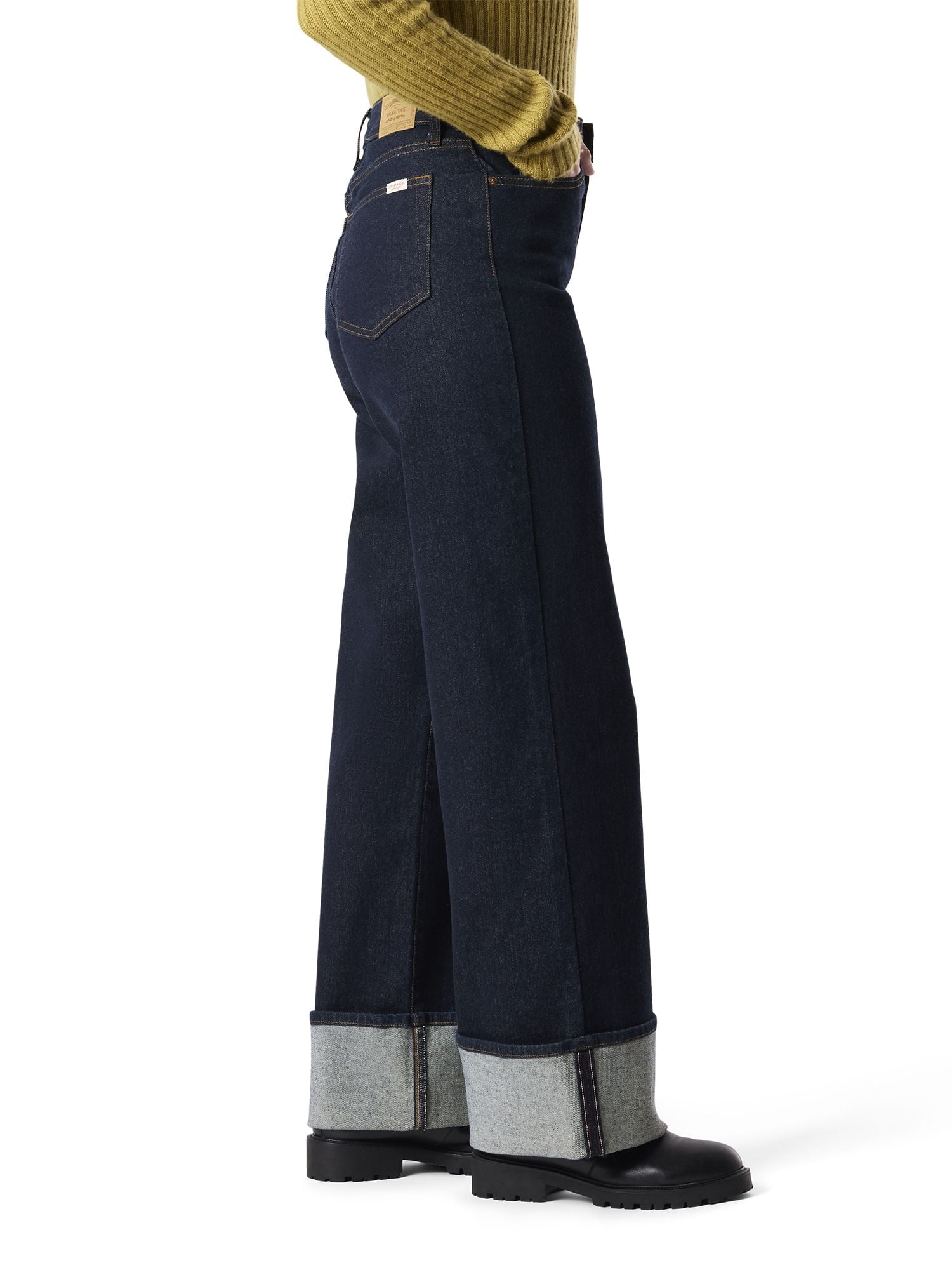 Levi Strauss Signature Women's and Women's Plus Vintage Relaxed Cuffed Stovepipe Jeans