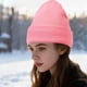 thumbnail image 3 of Gorro protector de punto acrílico para mujer | Gorro para control de encrespamiento para el cabello forrado de satén | Sombrero elástico elástico cálido para invierno | Pack de 1 | Poliéster, 3 of 5