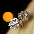 thumbnail image 2 of Pendientes de copo de nieve plateado clavo temperamento femenino nieve danza Stud Pendientes Pendientes de circón Señora Pendientes Joyería para Mujeres y Niñas, 2 of 6