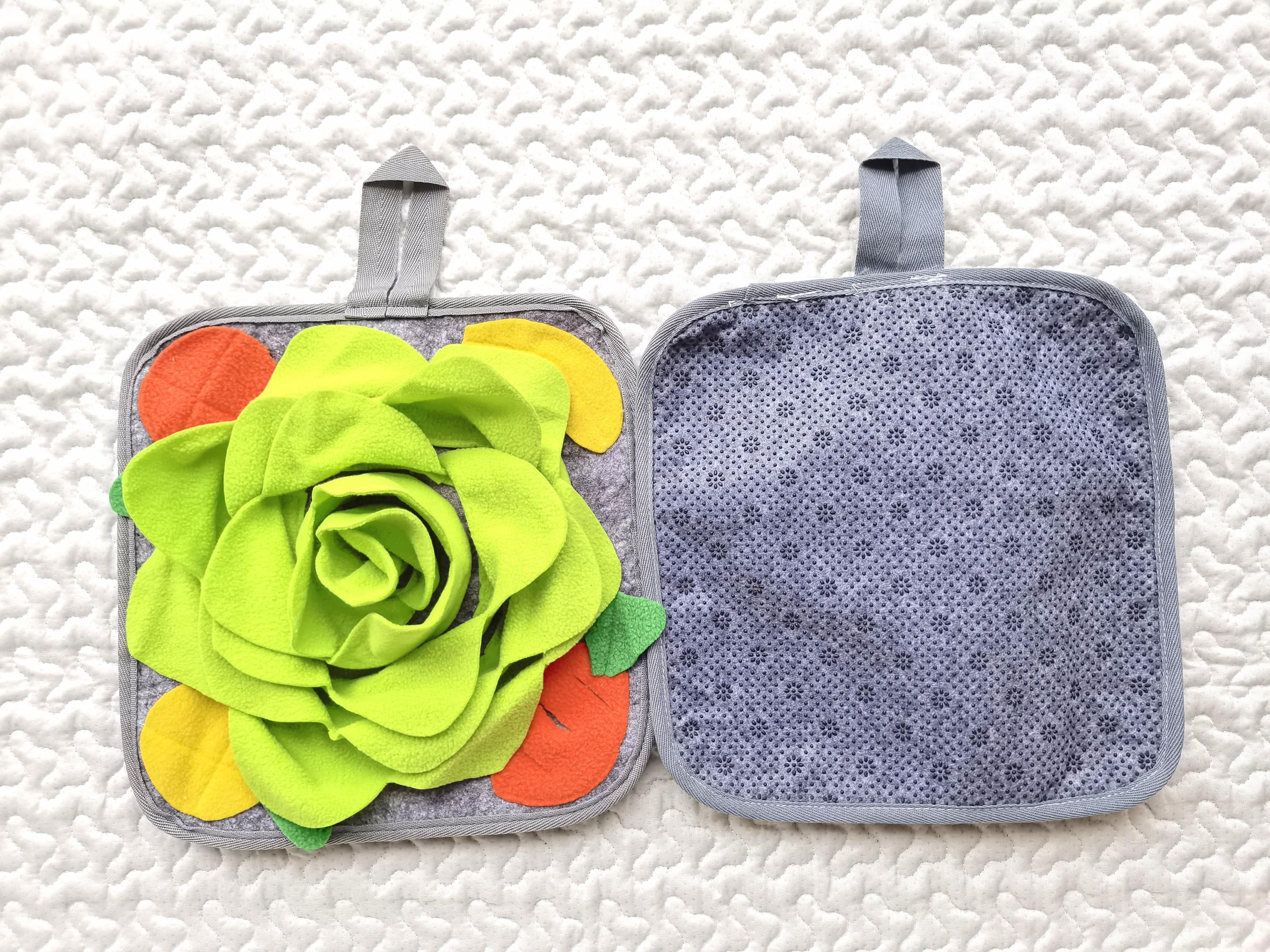 Small Animal Foraging Mat Fleece Snuffle Pad - Interactive Puzzle Toy for Rabbit, Guinea Pig, Rat, Chinchilla, Hamster, Bird