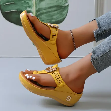 

Women‘s Faux Leather Wedge Slide Sandals Fashion Letter Detail Flatform Thong Sandals Women‘s Footwear