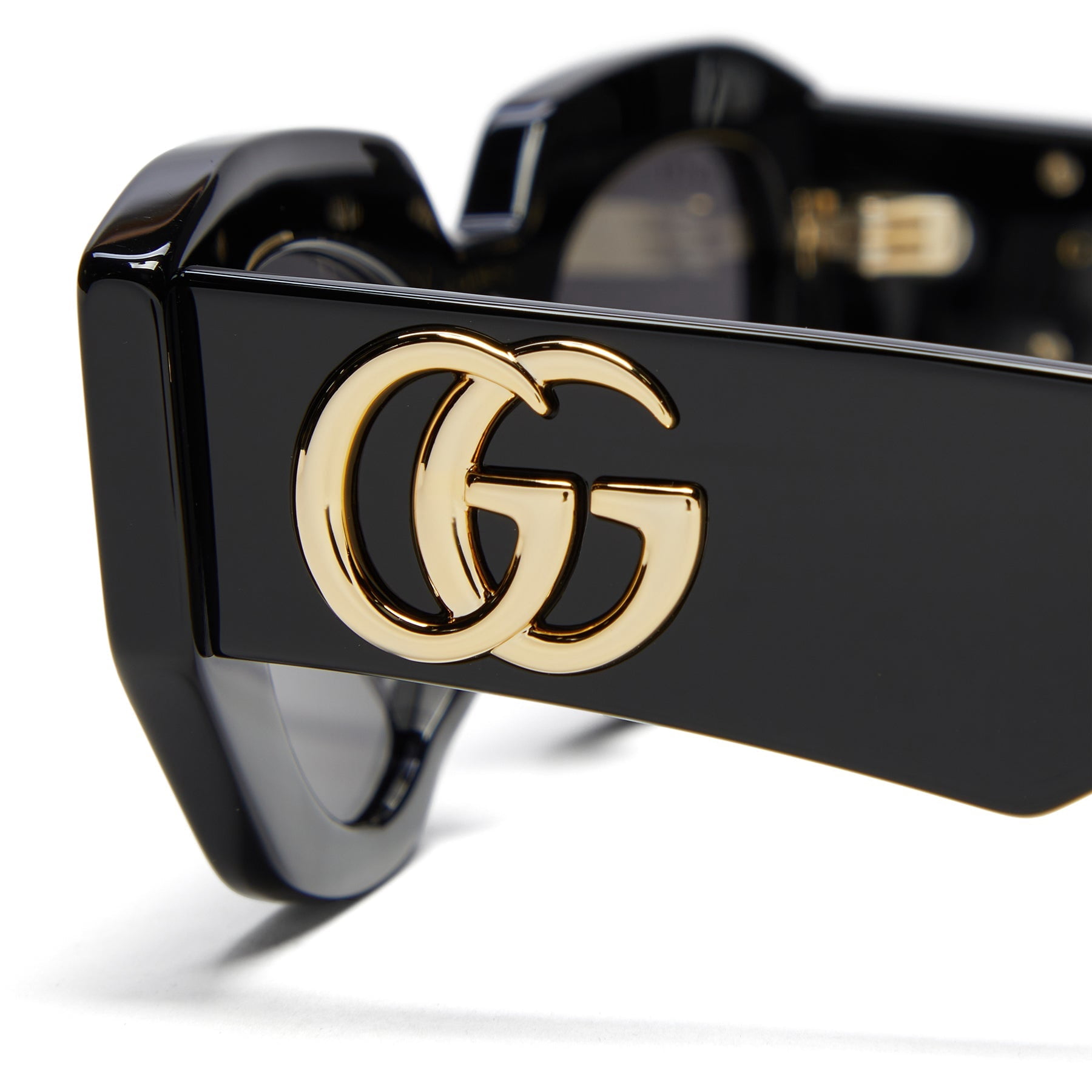Gucci GG1421S-001 Black cat eye Ladies Sunglasses for Womens