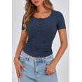 thumbnail image 3 of Remera PRETTYGARDEN 2025 Slim Fit Henley con Botones Azul Oscuro L, 3 of 9
