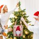 thumbnail image 2 of Adornos navideños Muñeca sin rostro navideña Bolsa de regalo de lino Bolsa para caramelos Bolsa de regalo Bolso de mano, 2 of 4