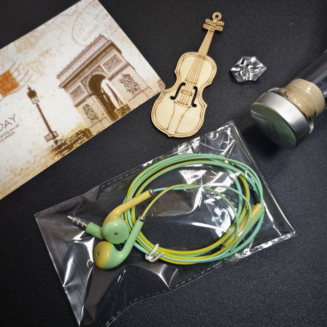 Auriculares de colores de moda U24/U19 Auriculares para móvil multicolor Auriculares para música