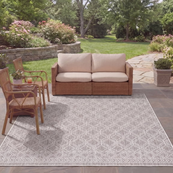 Safavieh Courtyard Kenesa Geometric Indoor/Outdoor Area Rug, Ivory/Beige Gray, 9' x 12'