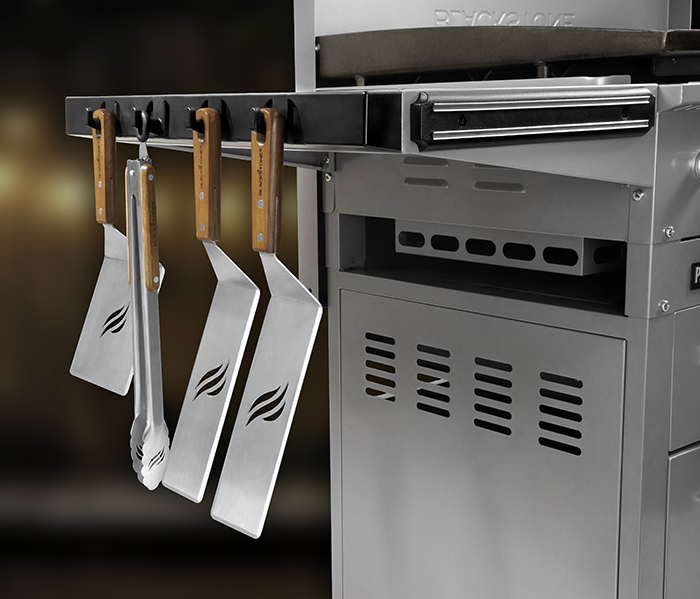 60,000 BTU Blackstone Pro Series 4Burner Griddle Propane Gas Grill